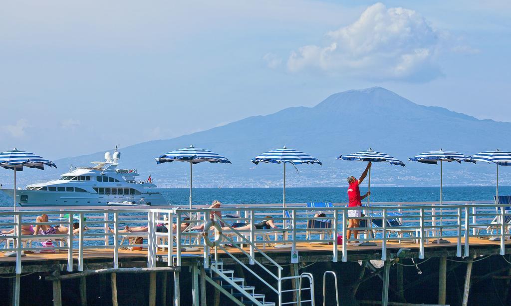 Grand Hotel Riviera Sorrento Kültér fotó