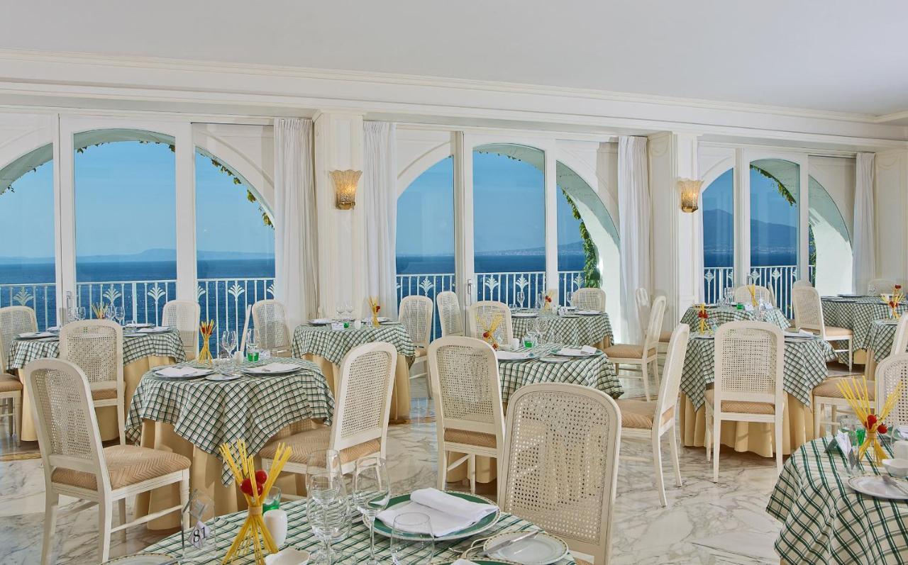 Grand Hotel Riviera Sorrento Kültér fotó